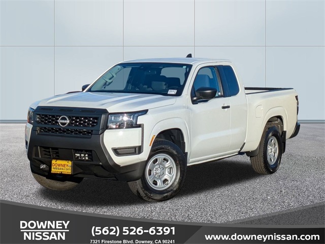 2026 Nissan Frontier S's photo