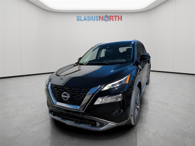 2023 Nissan Rogue SL's photo