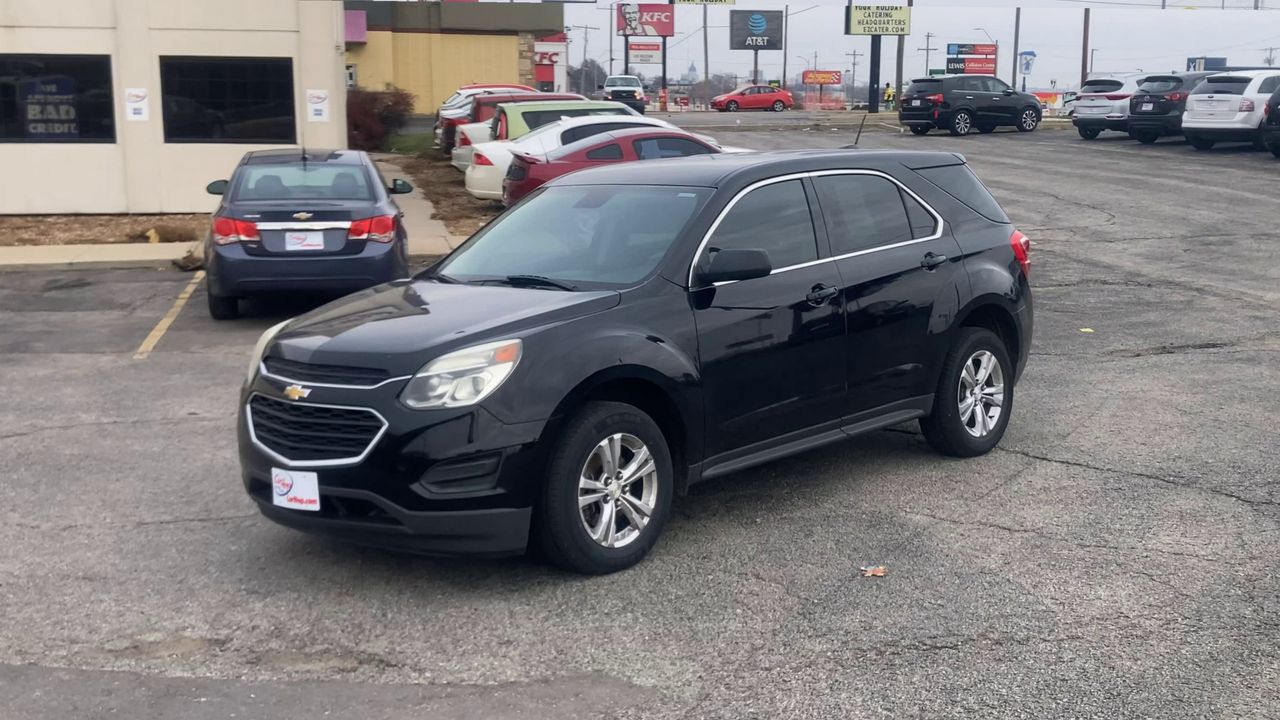 2016 Chevrolet Equinox LS photo 3