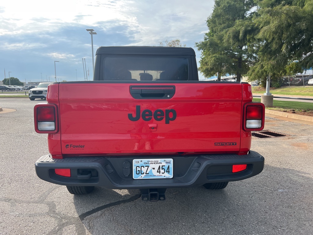 2020 Jeep Gladiator Sport photo 3