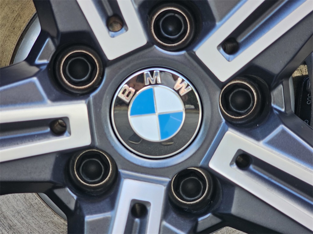 2025 Bmw 230i photo 13