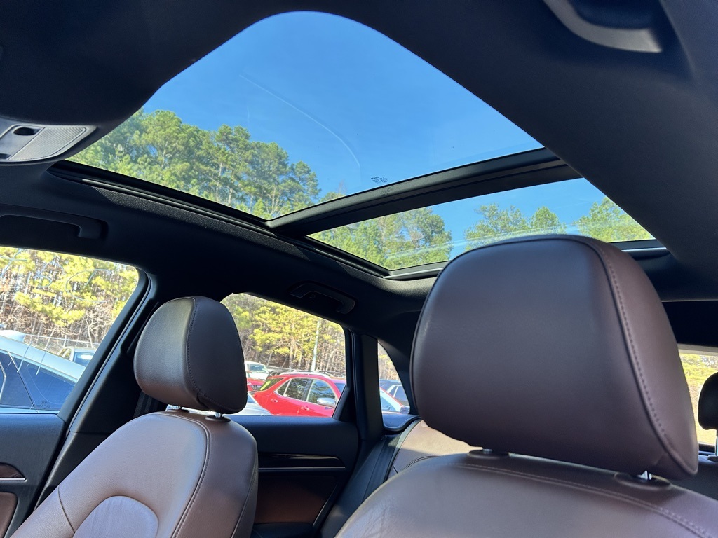 2017 Audi Q3 Premium Plus photo 2