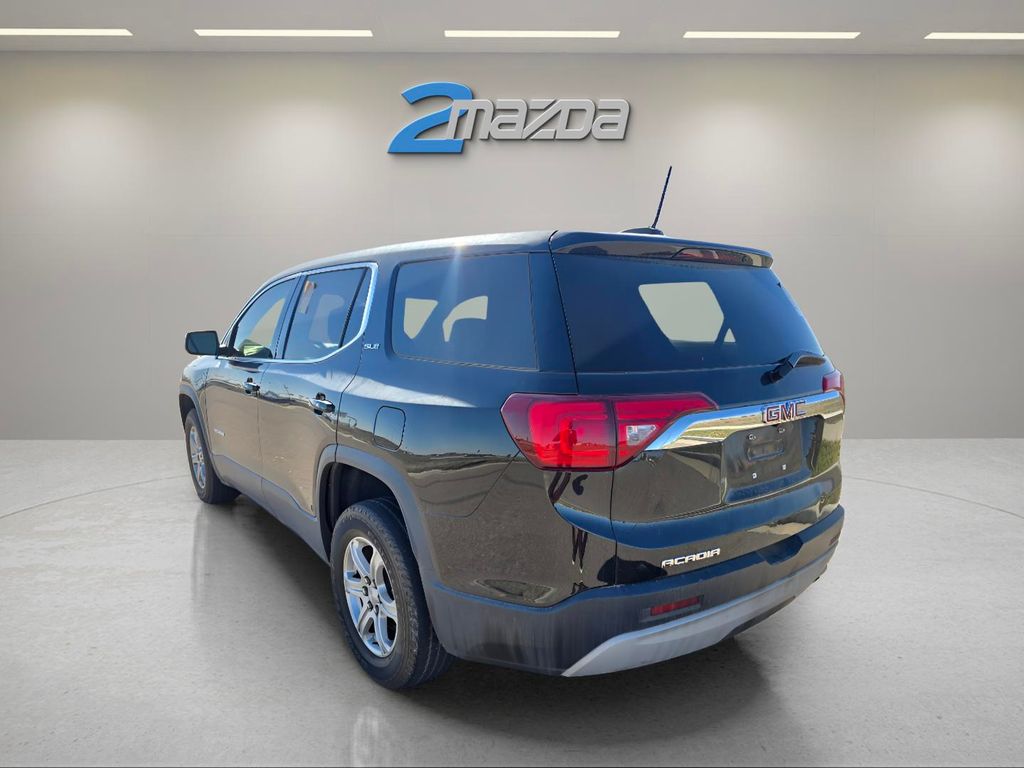 2019 Gmc Acadia SLE photo 3