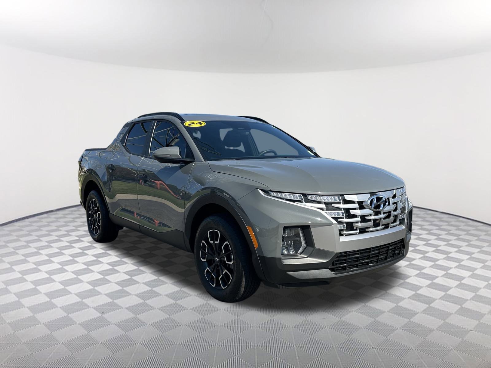 2024 Hyundai Santa Cruz SEL Activity Night photo 3