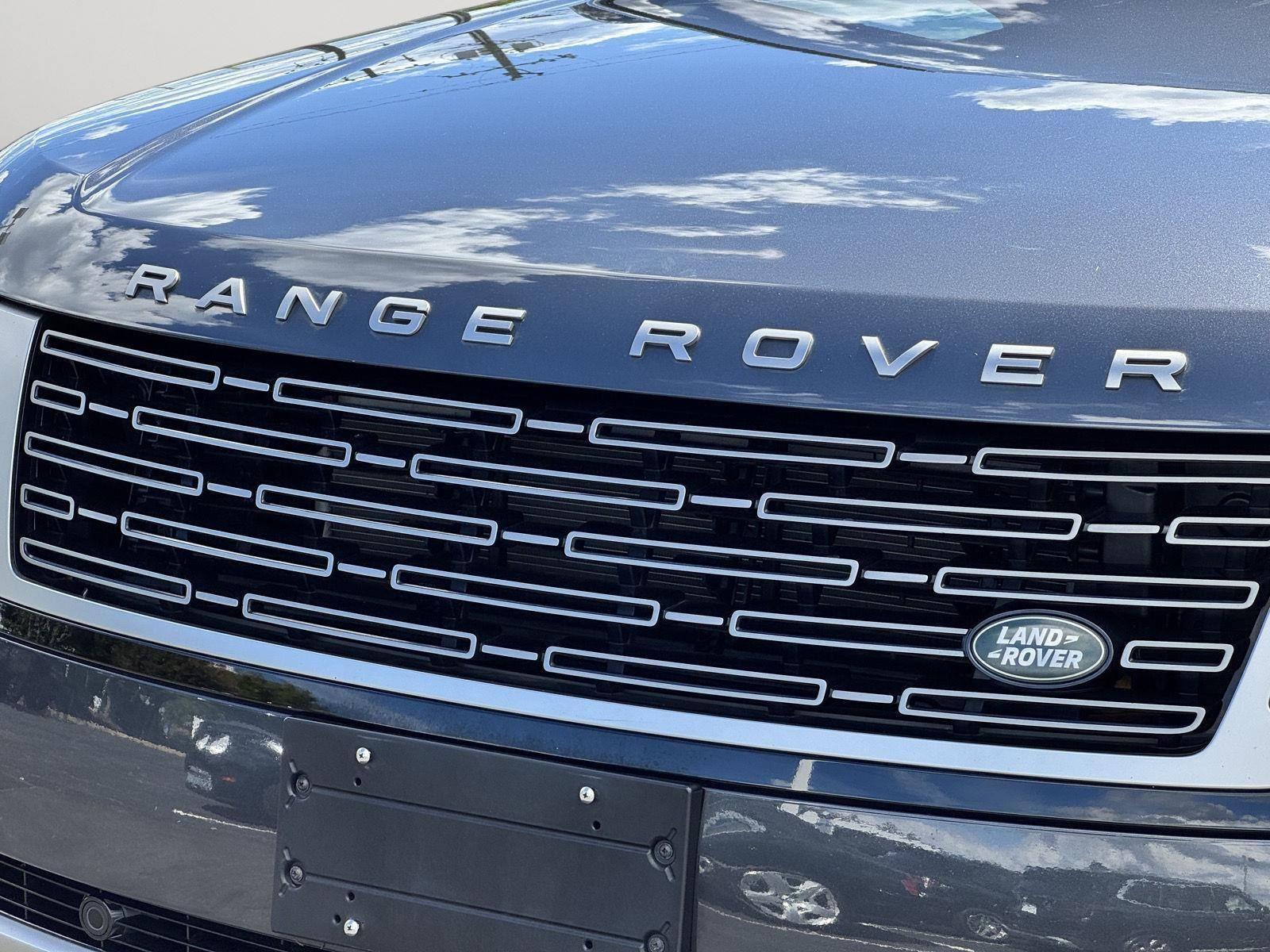 2023 Land Rover Range Rover SE photo 56