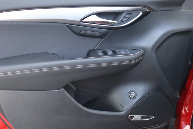 2025 Buick Envision Sport Touring photo 9