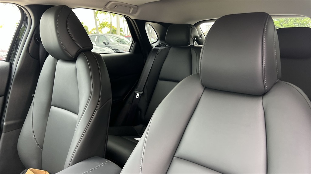 2025 Mazda CX-30 2.5 S Preferred photo 40