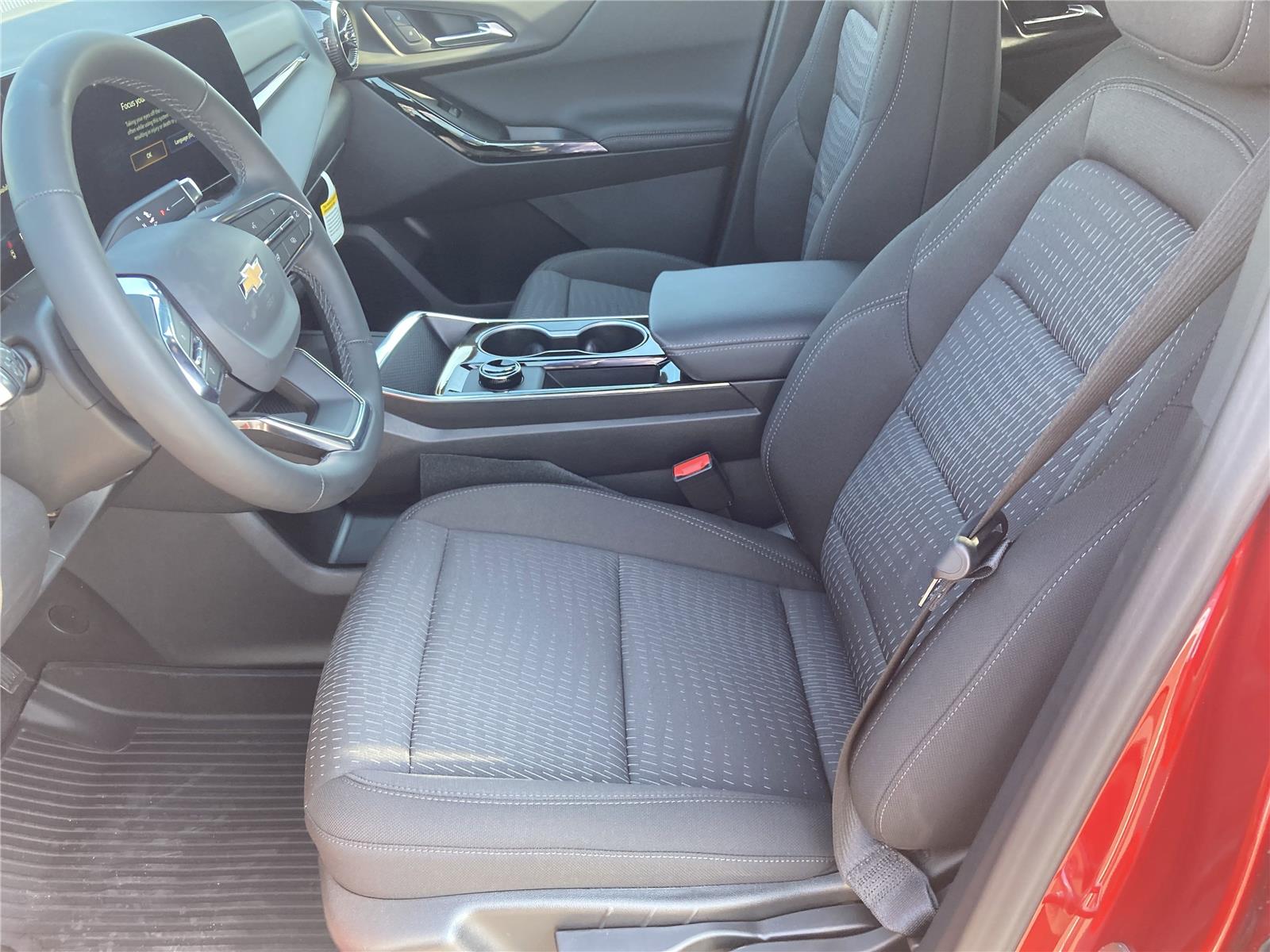 2026 Chevrolet Equinox LT photo 31