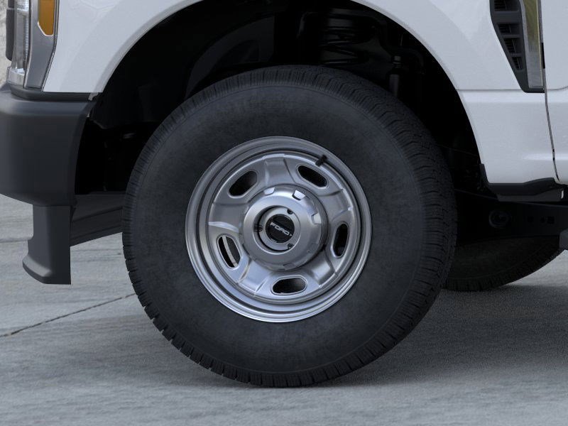 2025 Ford F-250 photo 3