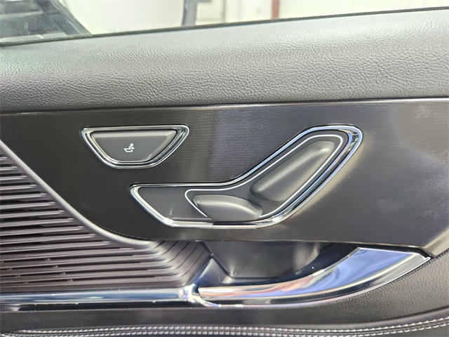 2022 Lincoln Corsair Standard photo 37