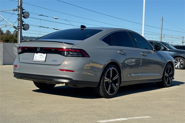 2023 Honda Accord Hybrid Sport photo 3