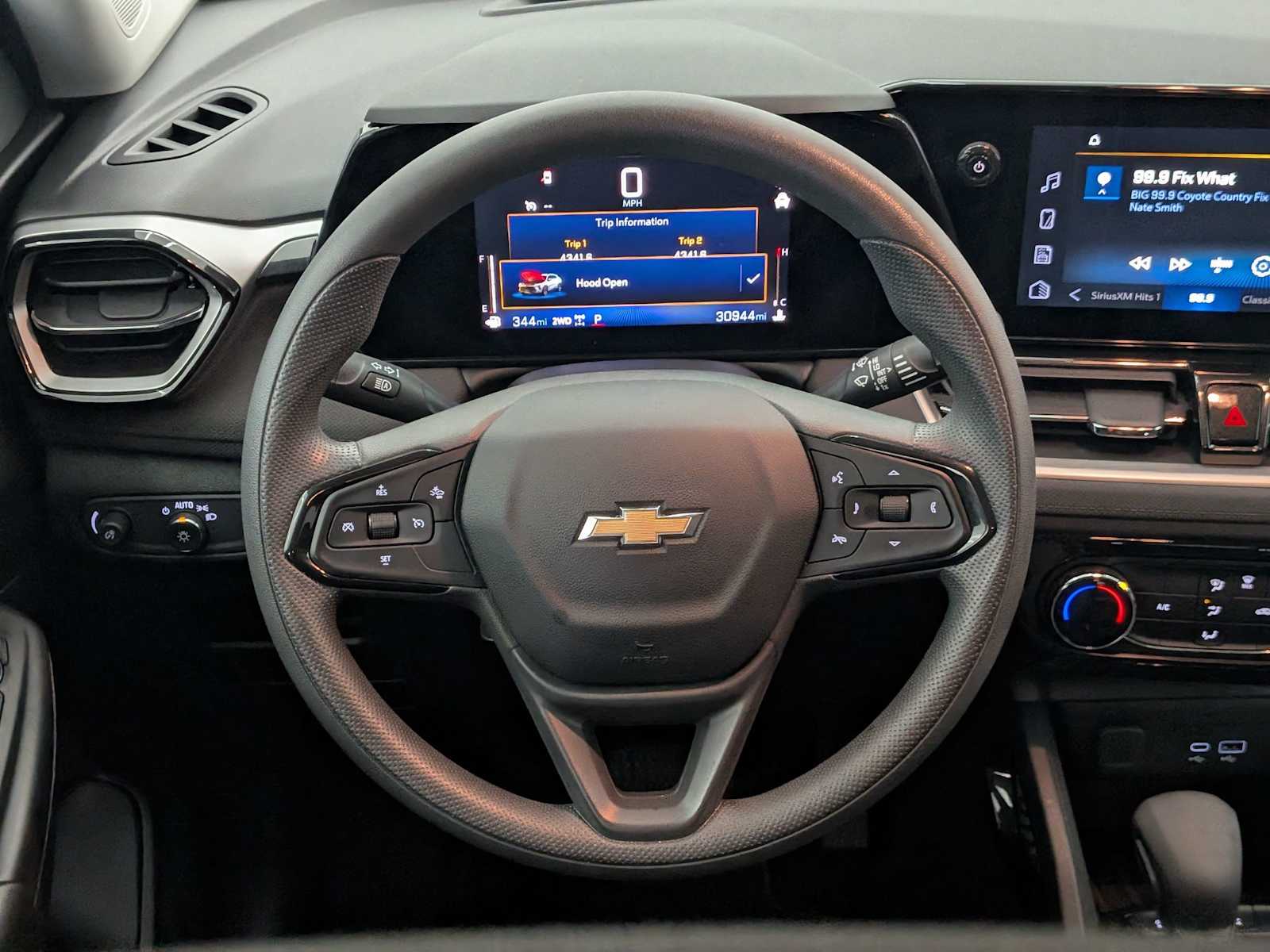 2025 Chevrolet Trailblazer LT photo 22