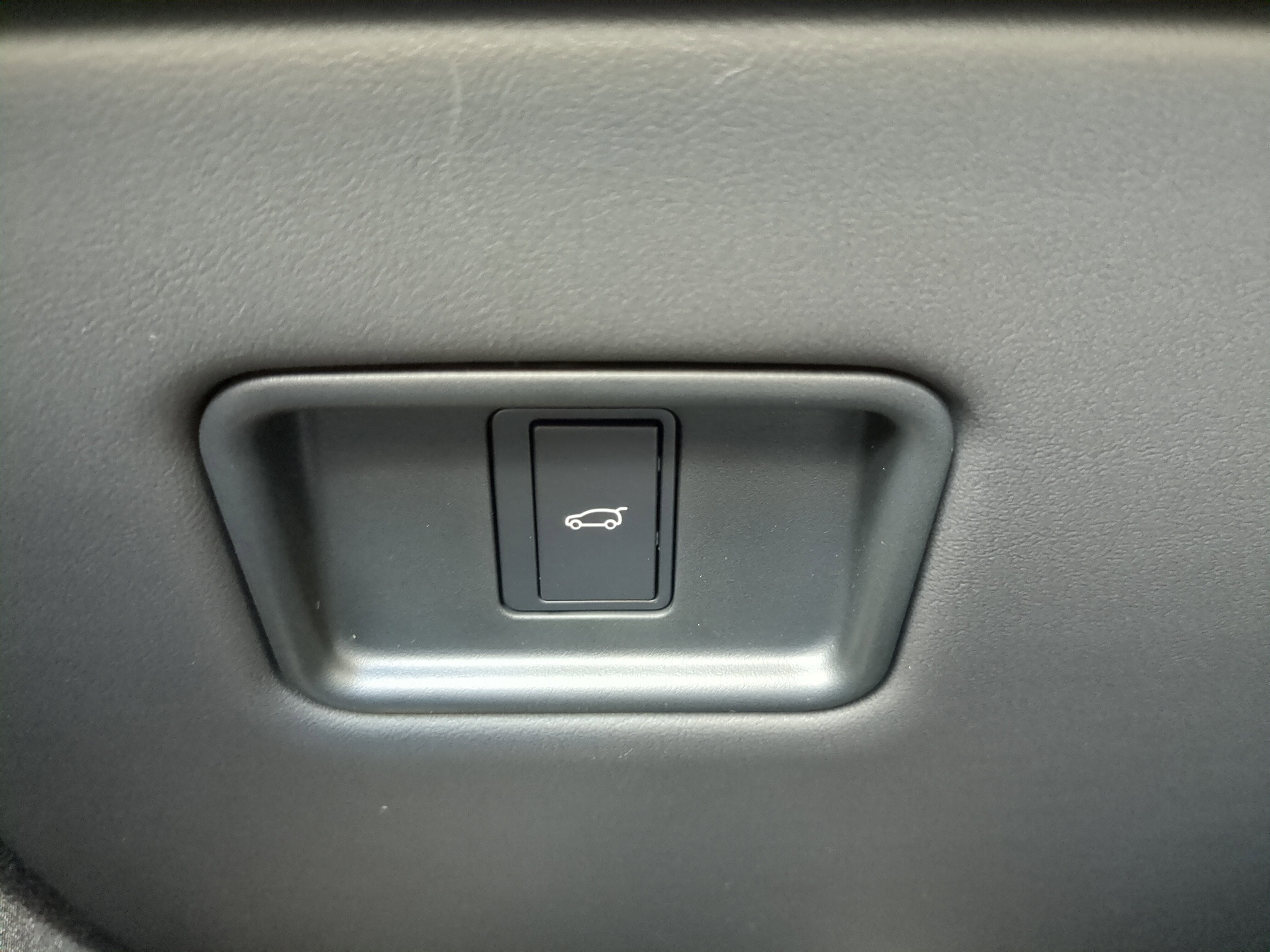 2025 Land Rover Range Rover Sport SE photo 13