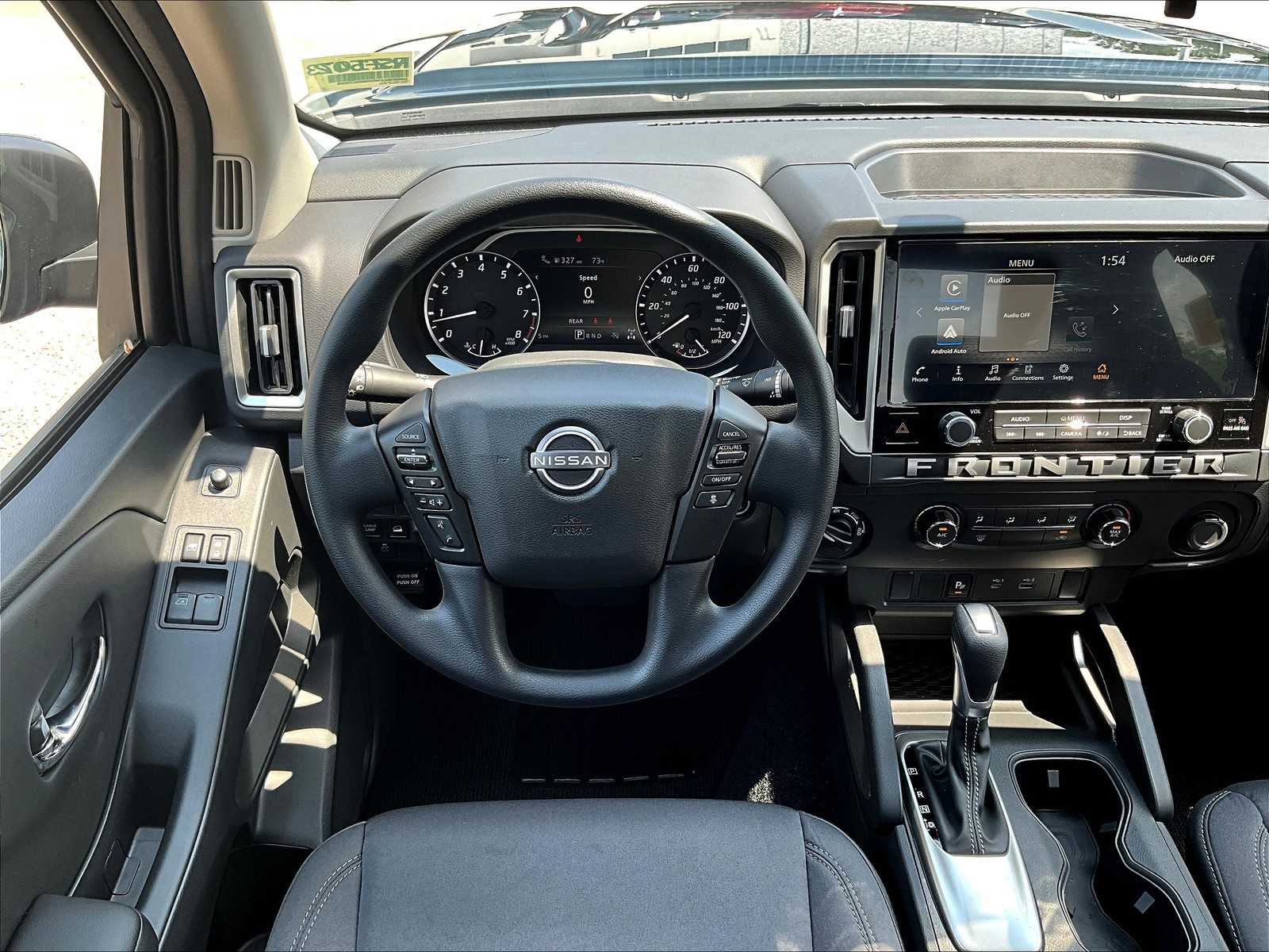 2025 Nissan Frontier SV photo 17