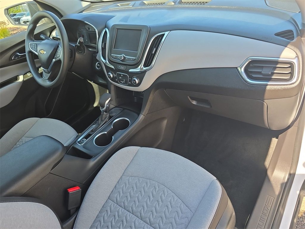 2024 Chevrolet Equinox LS photo 27