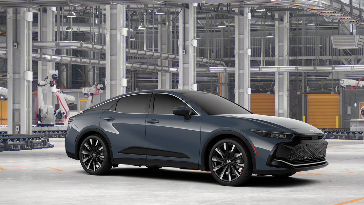 2026 Toyota Crown Platinum photo 14