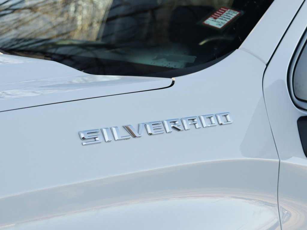 2022 Chevrolet Silverado 1500 Custom photo 32