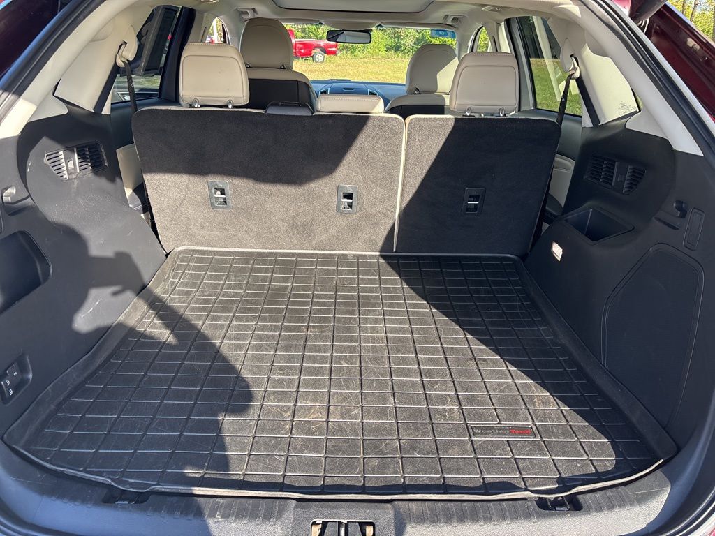 2018 Ford Edge Titanium photo 30