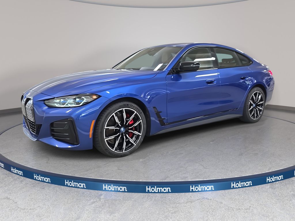 2023 BMW i4 40's photo