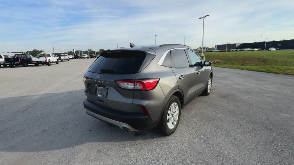 2021 Ford Escape SE photo 8