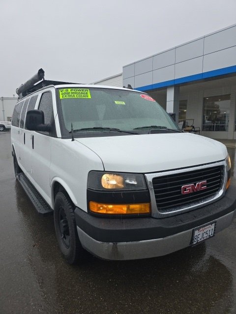 2018 Gmc Savana Passenger 3500 LT photo 3
