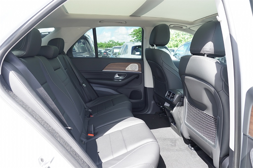 2026 Mercedes Benz GLE 350 photo 11