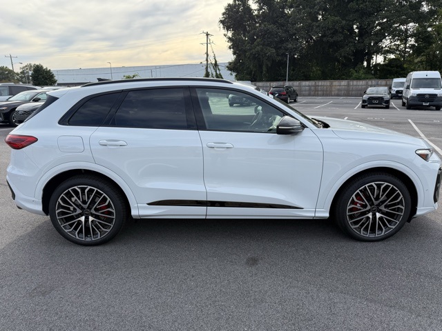 2025 Audi SQ5 Premium Plus photo 10