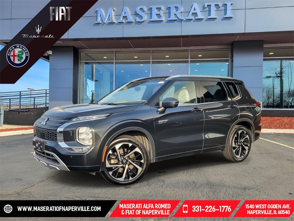 2024 Mitsubishi Outlander Plug-in Hybrid SEL's photo