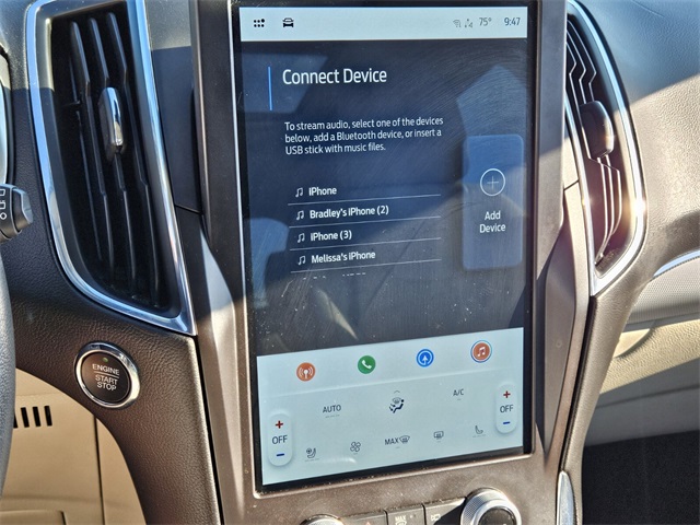 2021 Ford Edge Titanium photo 22