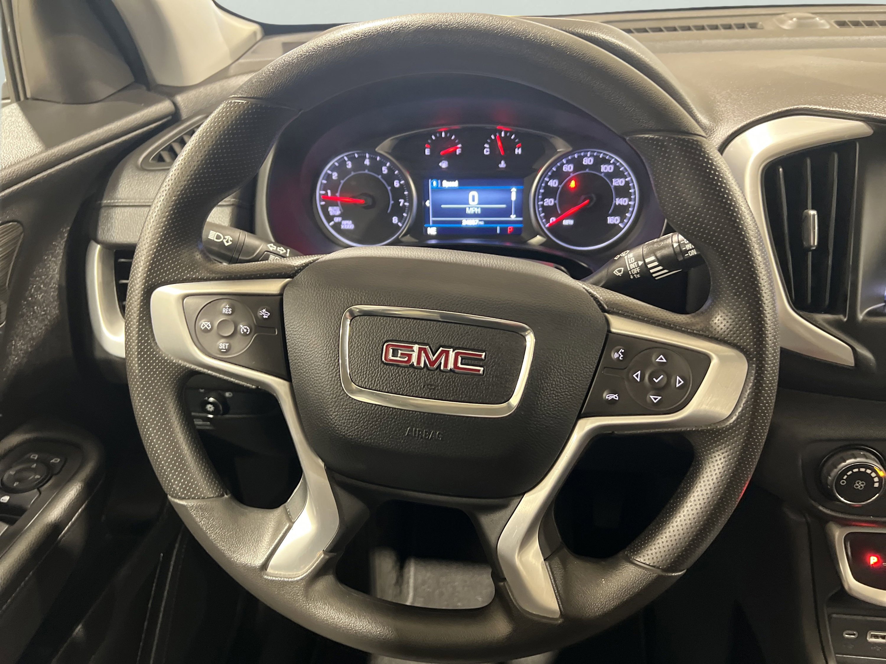 2024 Gmc Terrain SLE photo 16