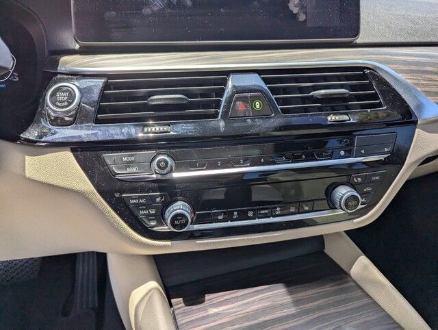 2023 Bmw 530e 5-Series photo 19