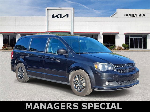 2017 Dodge Grand Caravan GT's photo