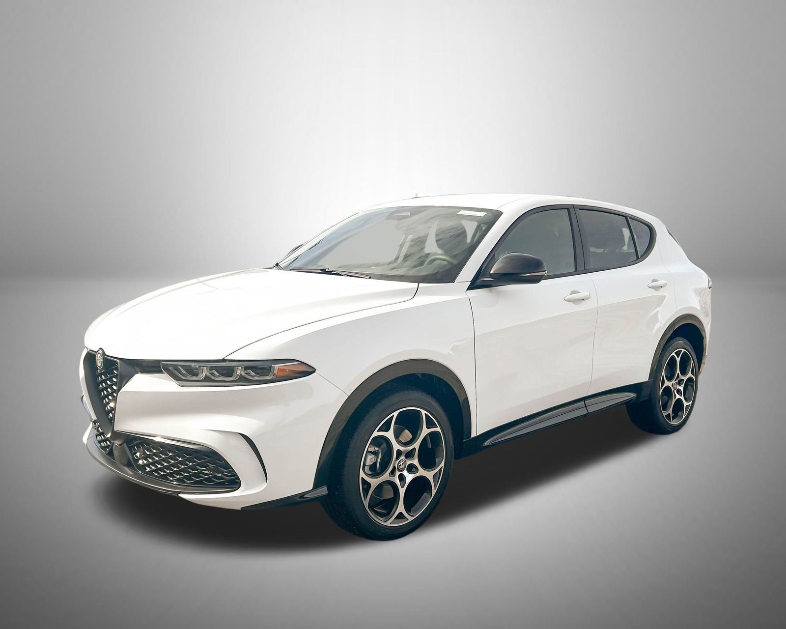 2025 Alfa Romeo Tonale Base's photo