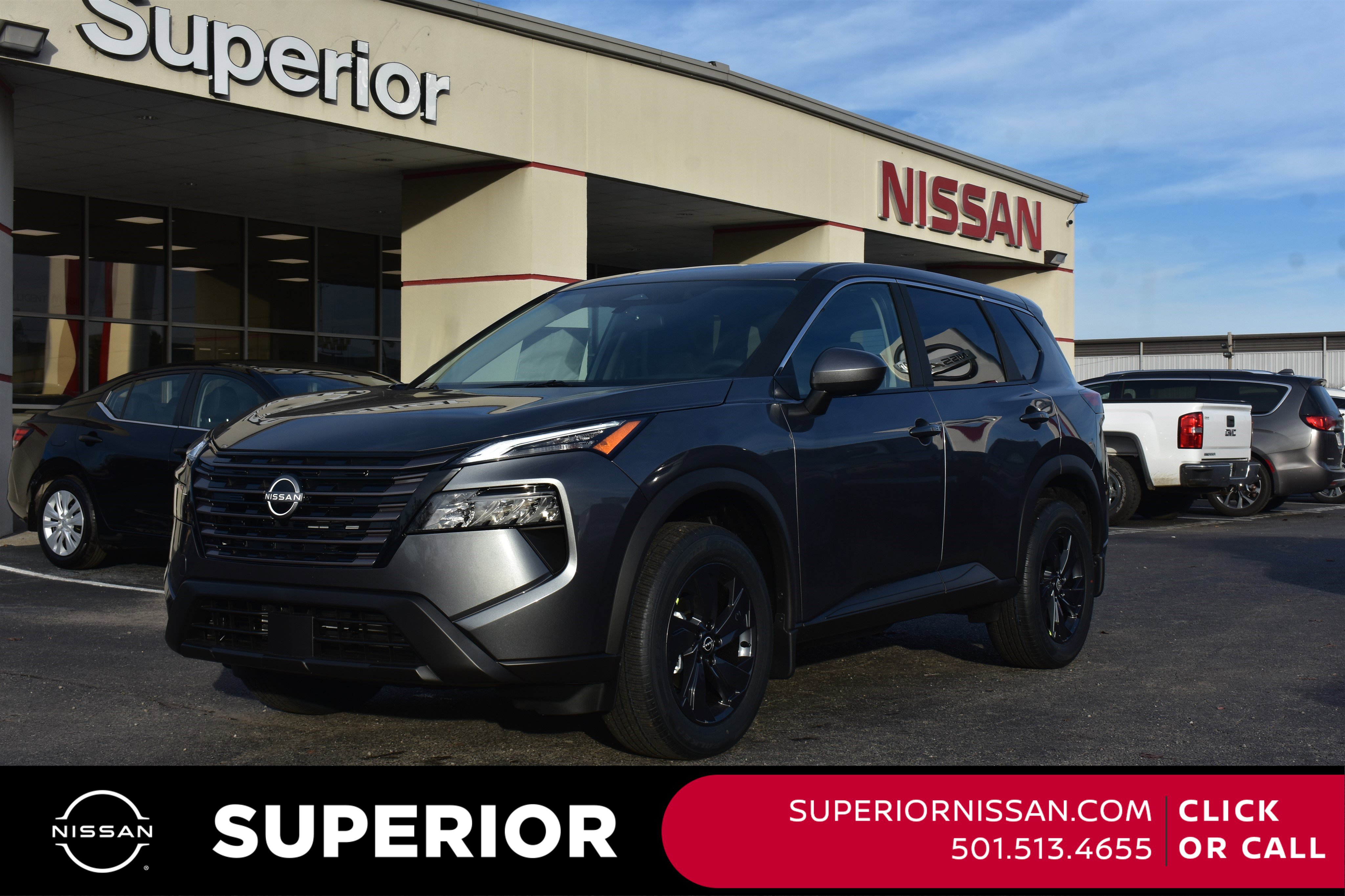 2026 Nissan Rogue SV's photo