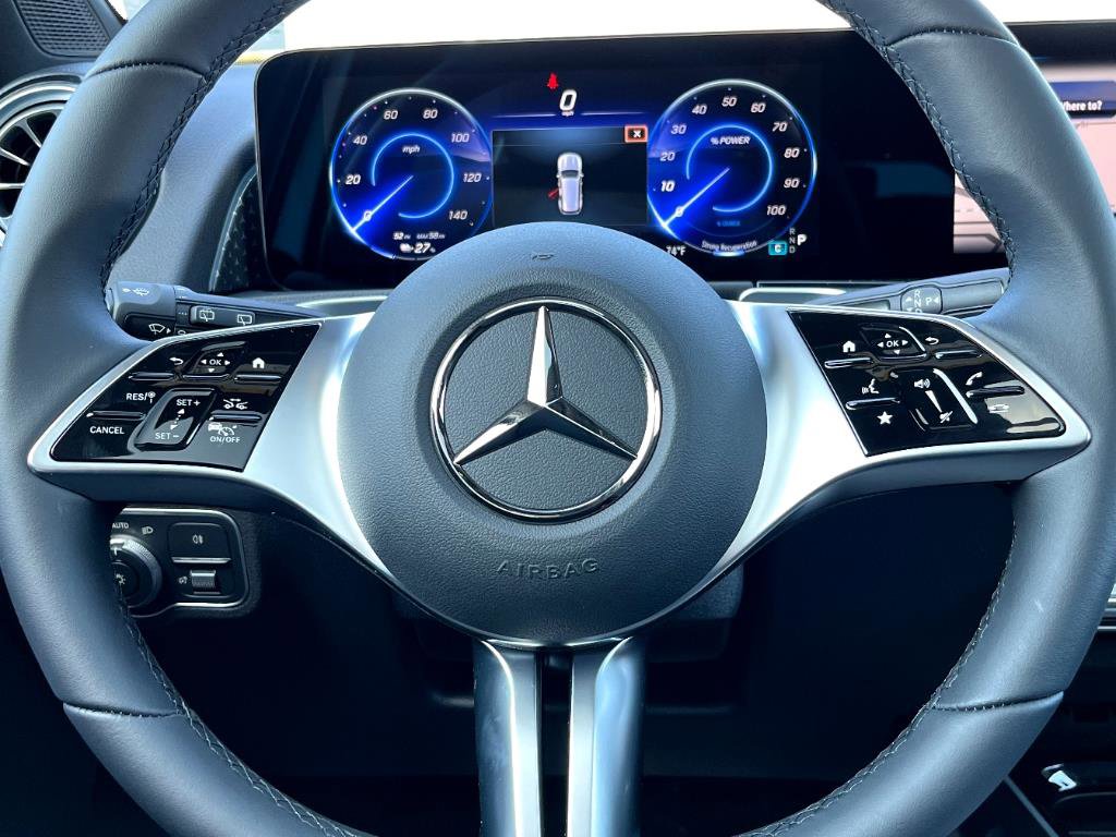 2024 Mercedes Benz EQB 4MATIC photo 9