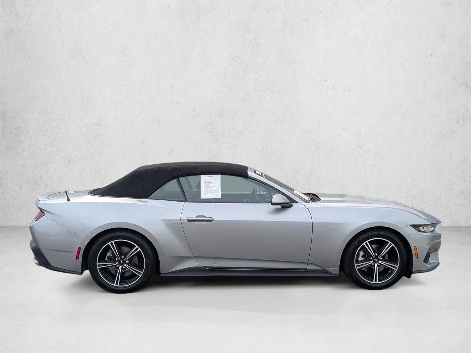 2024 Ford Mustang EcoBoost Premium Convertible photo 4