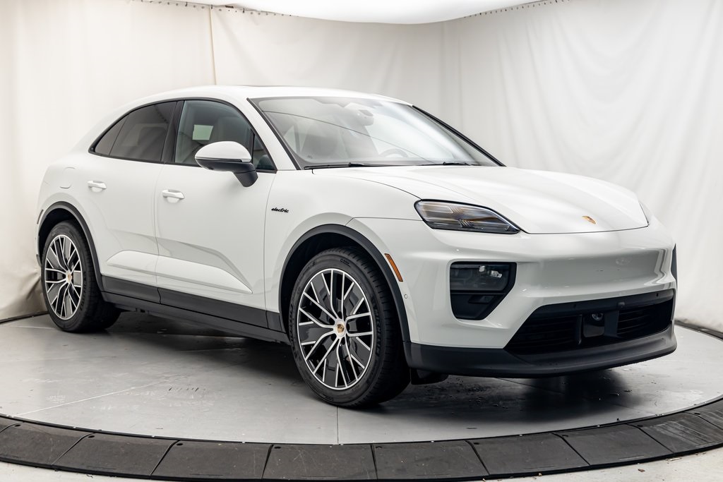 2024 Porsche Macan Electric 4 photo 9