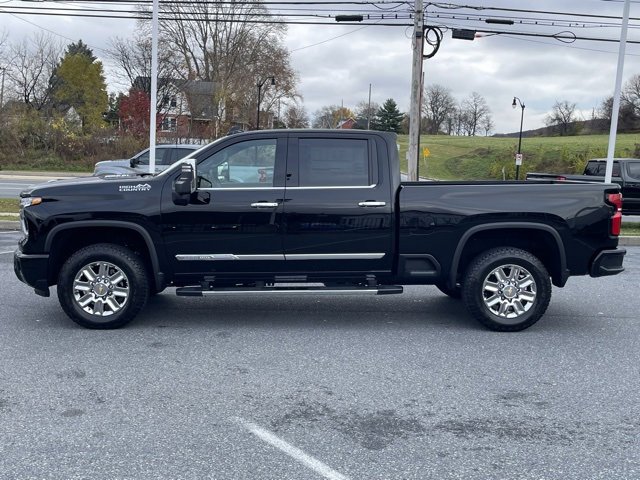 2026 Chevrolet Silverado 2500HD High Country photo 4