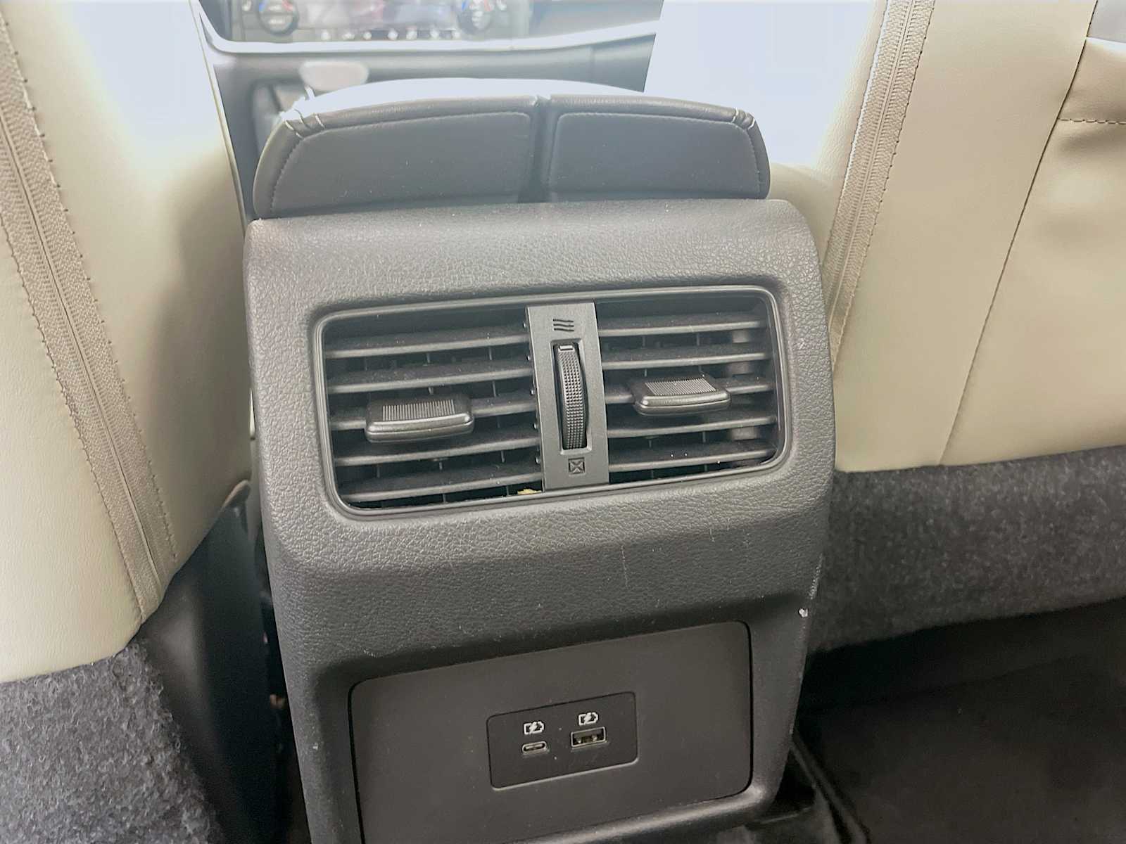 2023 Nissan Rogue SV photo 18