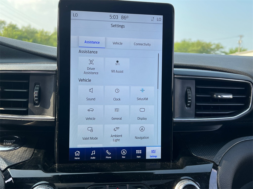 2022 Ford Explorer ST photo 18