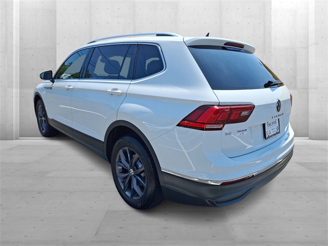 2022 Volkswagen Tiguan SE photo 2