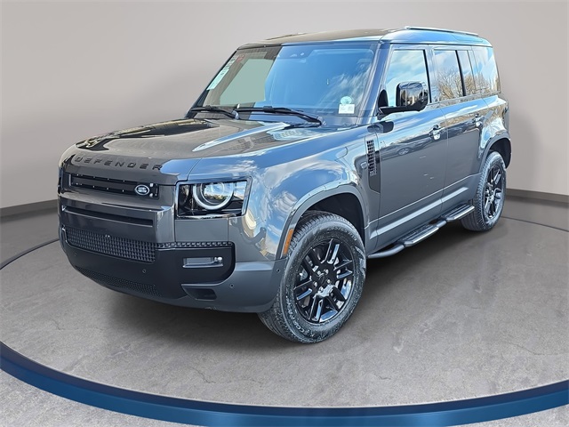 2026 Land Rover Defender S's photo