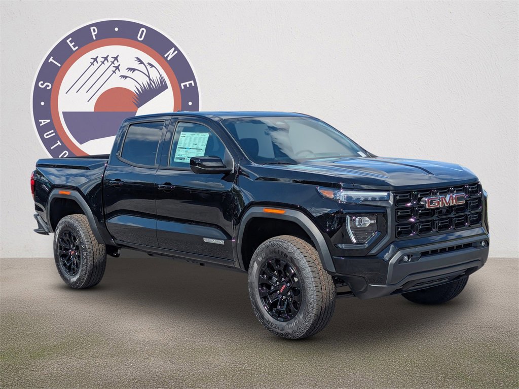2026 GMC Canyon Elevation's photo
