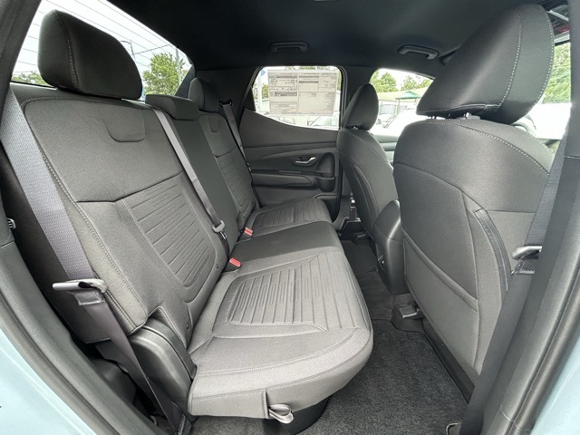 2026 Hyundai Santa Cruz SE photo 3