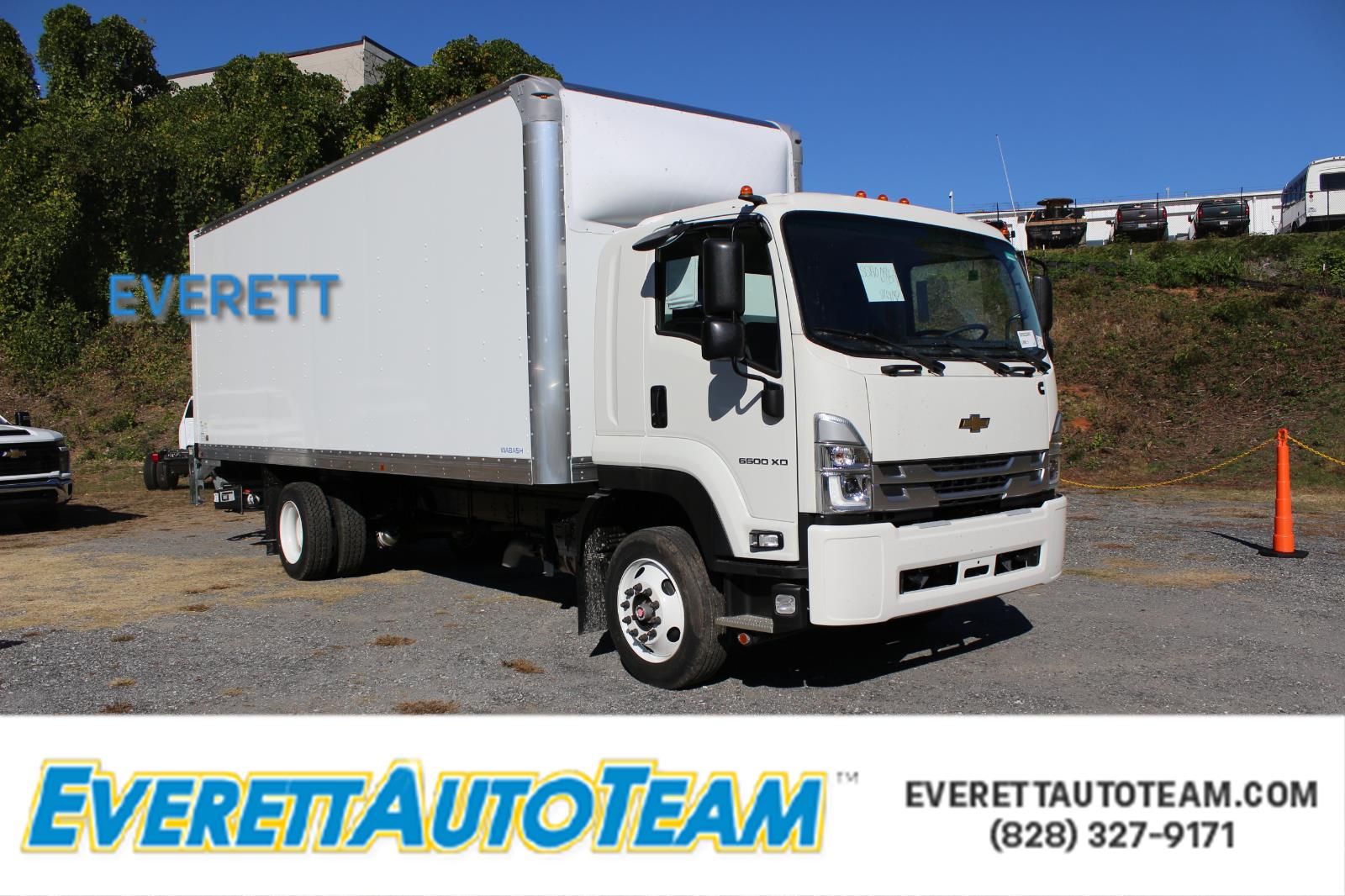 New 2025 Chevrolet Low Cab Forward 6500 XD 2WD Reg Cab 212"'s photo