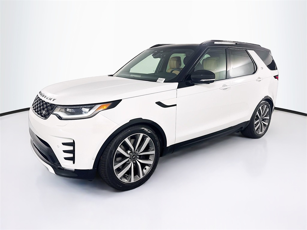 2025 Land Rover Discovery Dynamic SE's photo