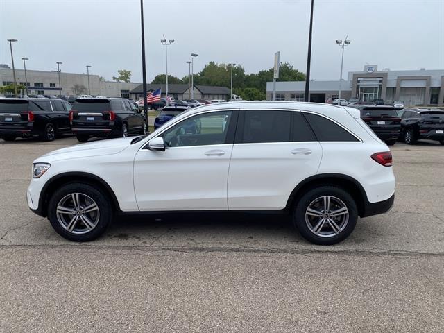 2022 Mercedes Benz GLC 300 4MATIC photo 2