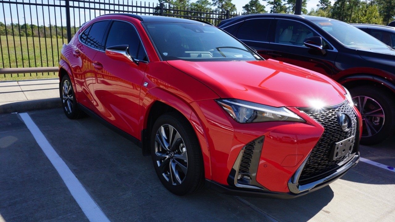 2024 Lexus UX 250h F SPORT Handling photo 2