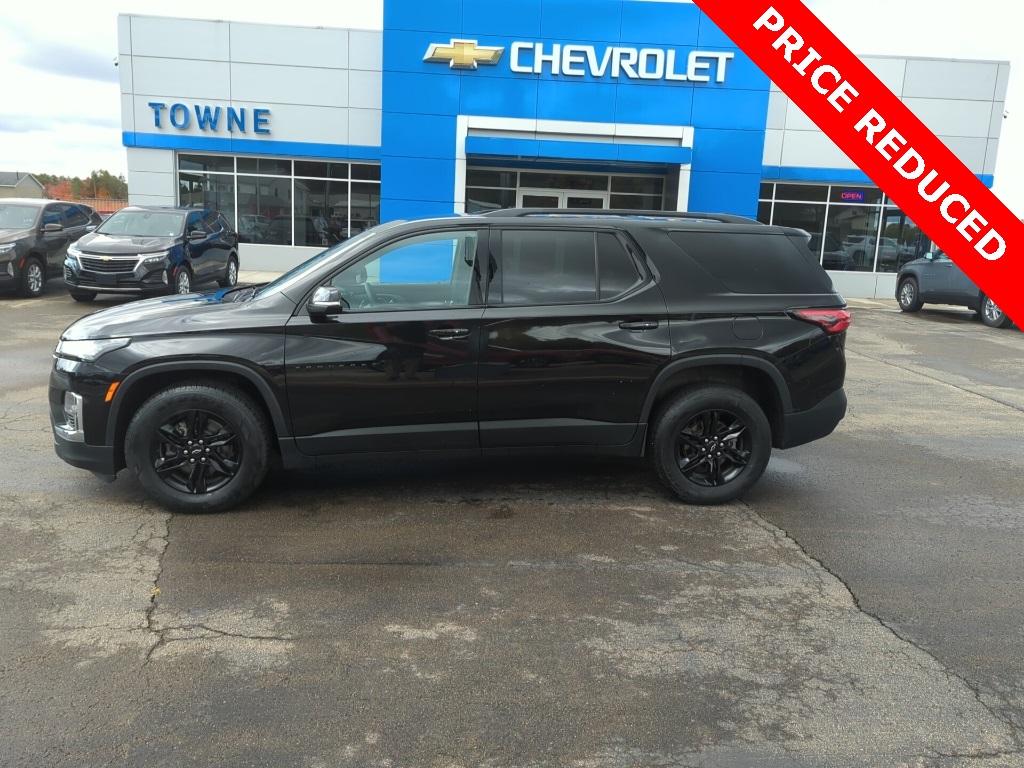 2023 Chevrolet Traverse Cloth photo 2