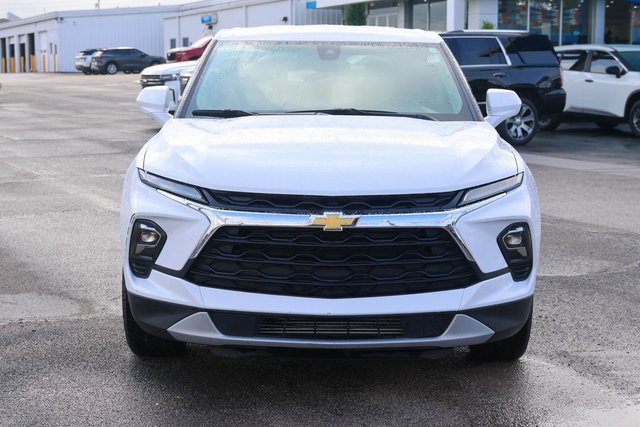 2024 Chevrolet Blazer 2LT photo 2